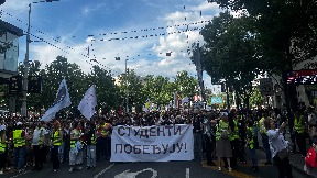 Kolone krenule ka Slaviji